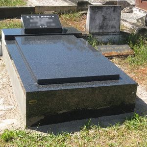 Why order a single monument from T. Wrafter & Sons?